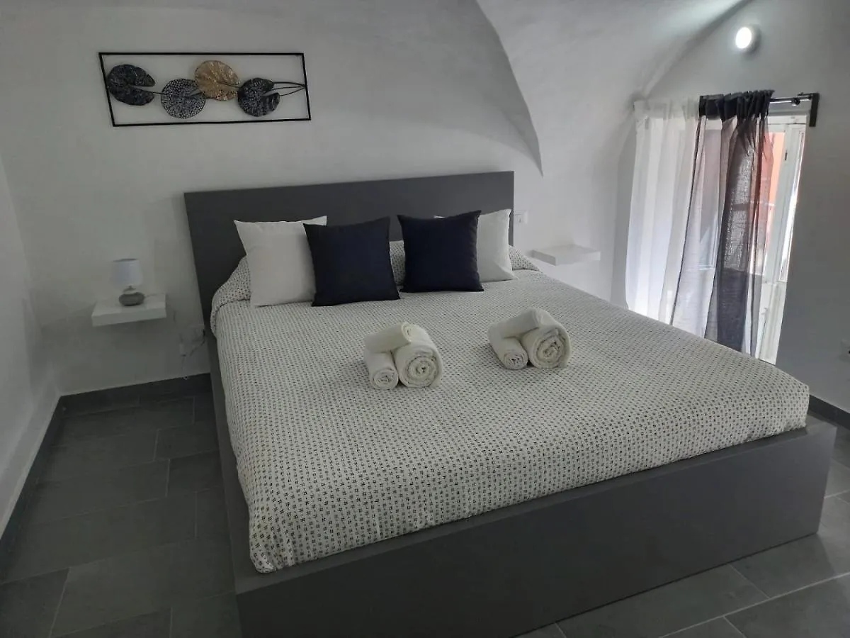 Apartment Maya'S Home Catania Italy